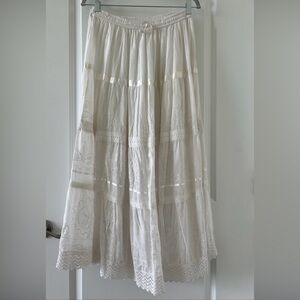 Laddi  White tired Embroidered Skirt OS